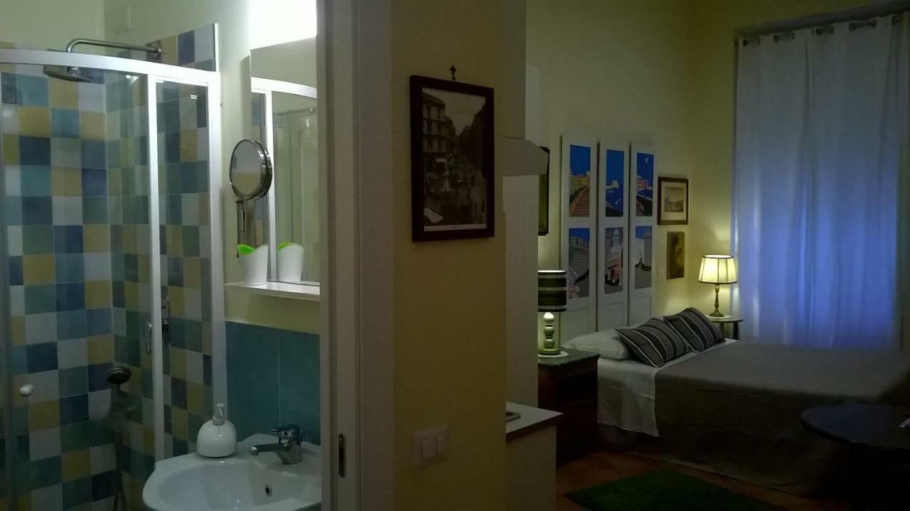 ナポリ Le Stanze Di Angela Bed & Breakfast エクステリア 写真